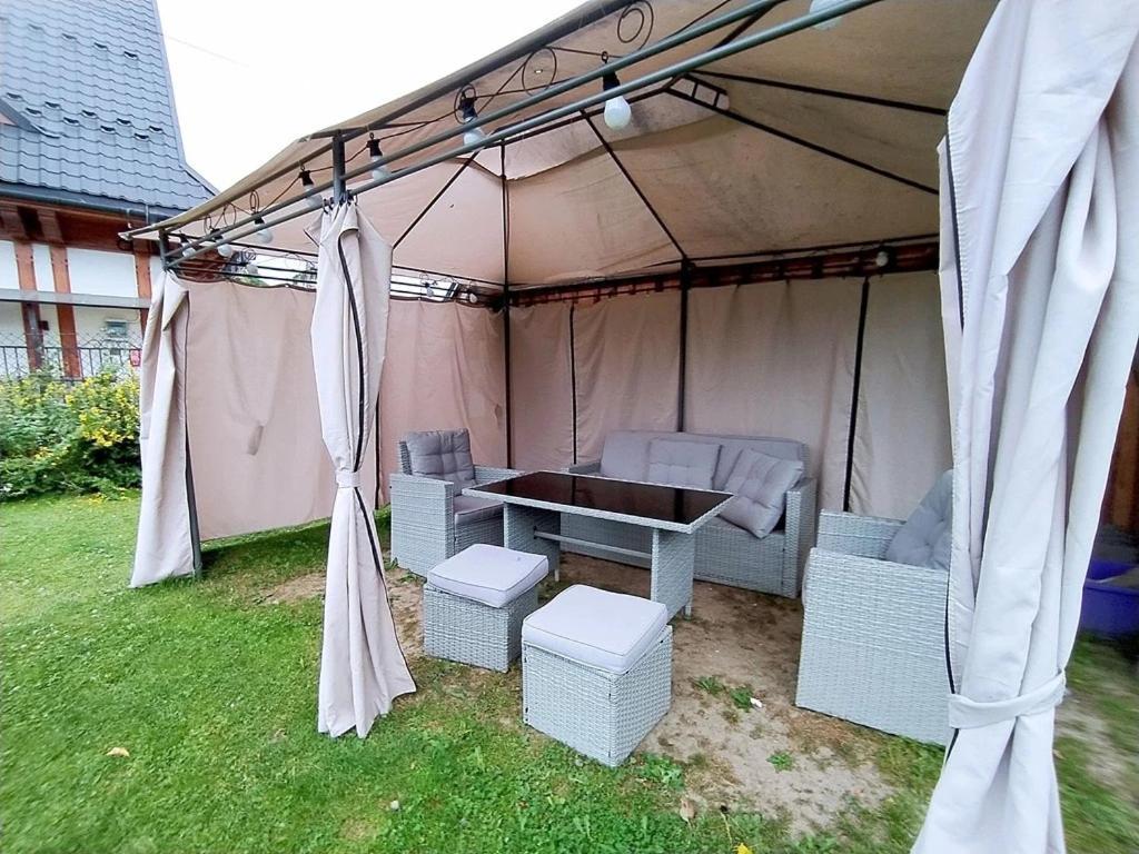 Dom Wypoczynkowy U Kuby Bialka Tatrzanska Exteriör bild